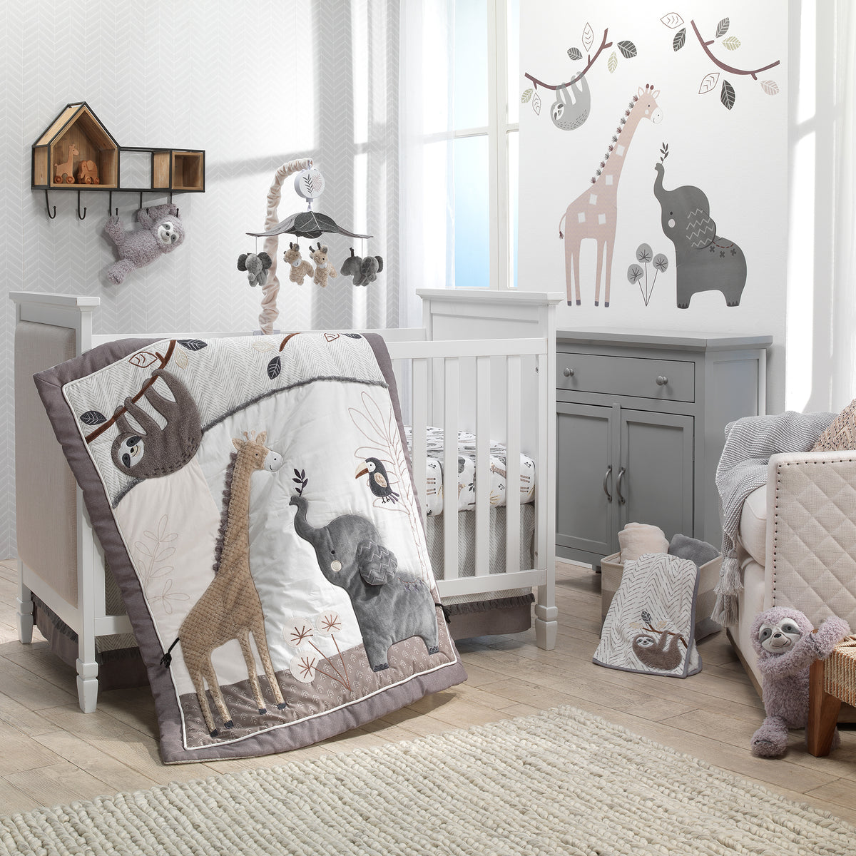 baby jungle nursery