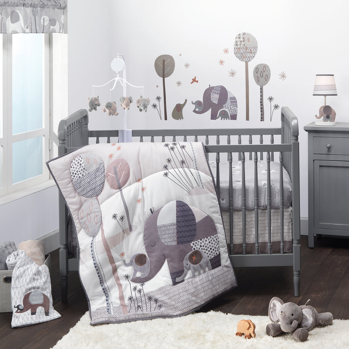 elephant love nursery bedding