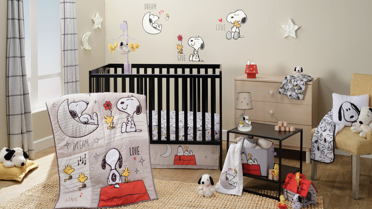 snoopy love nursery