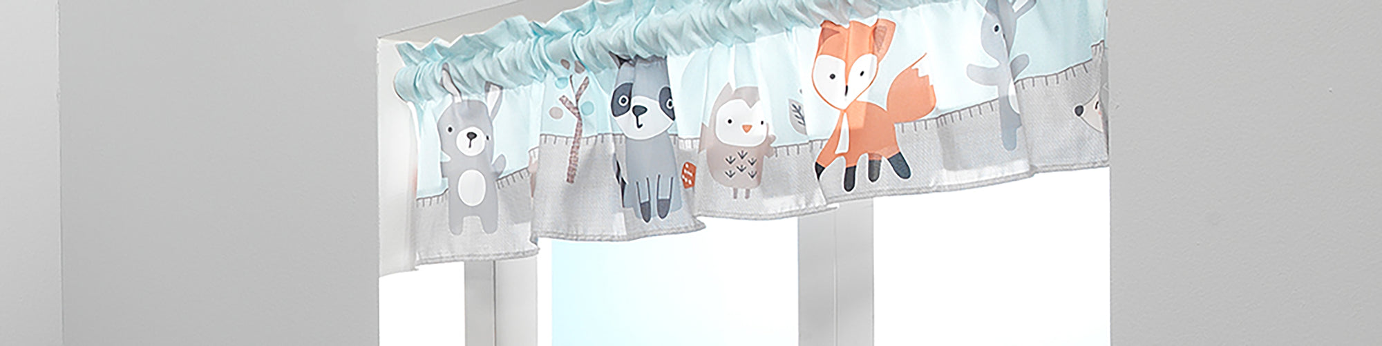 window valance with woodland animals