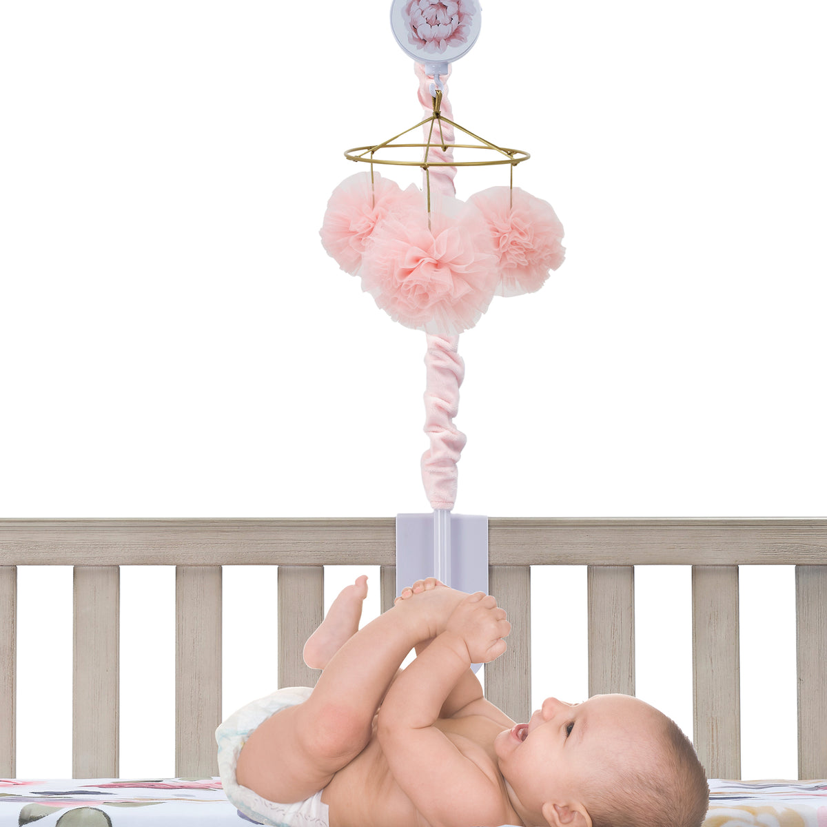 Pom pom fashion crib mobile