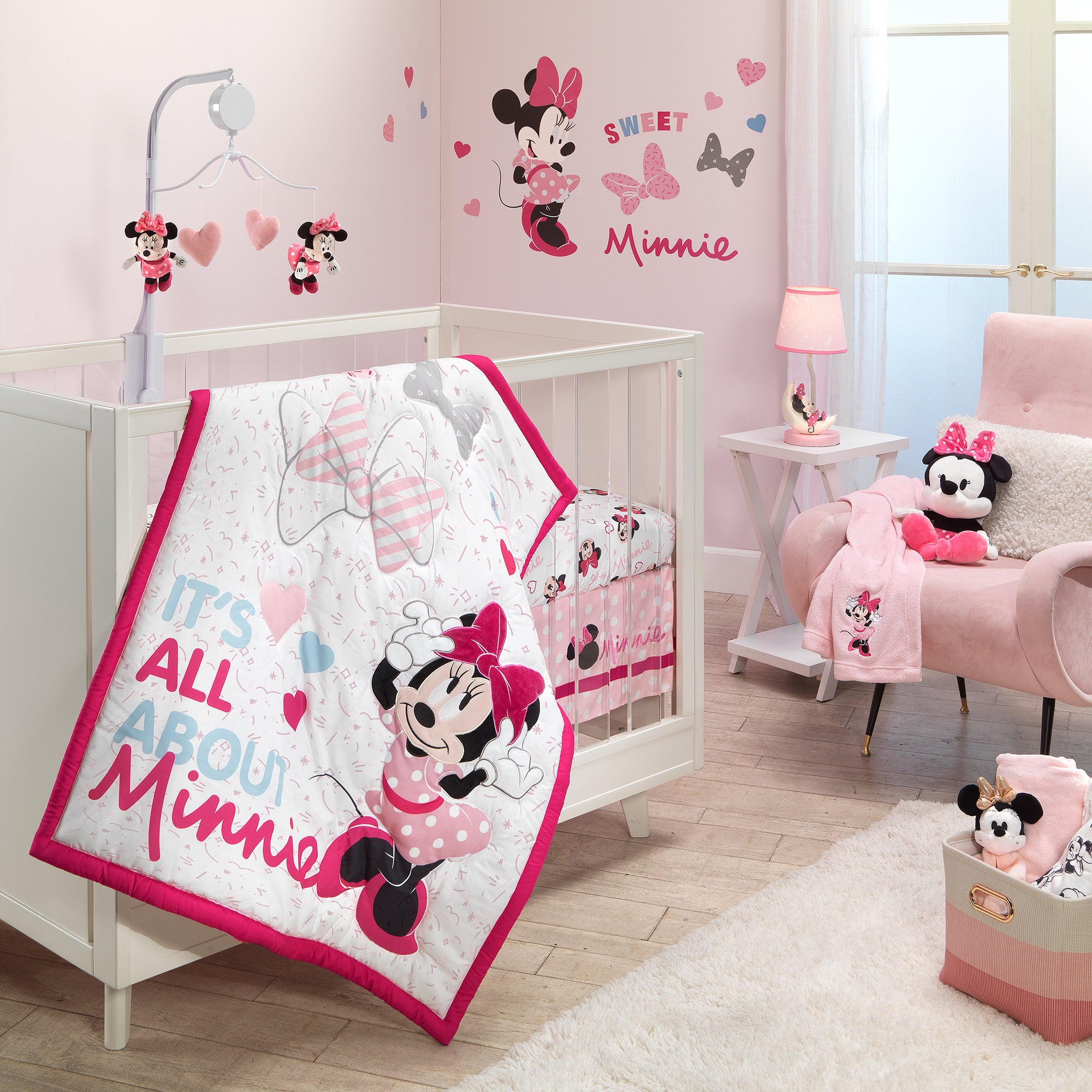 Disney Baby Minnie Mouse Love 3-Piece Pink Nursery Crib Bedding