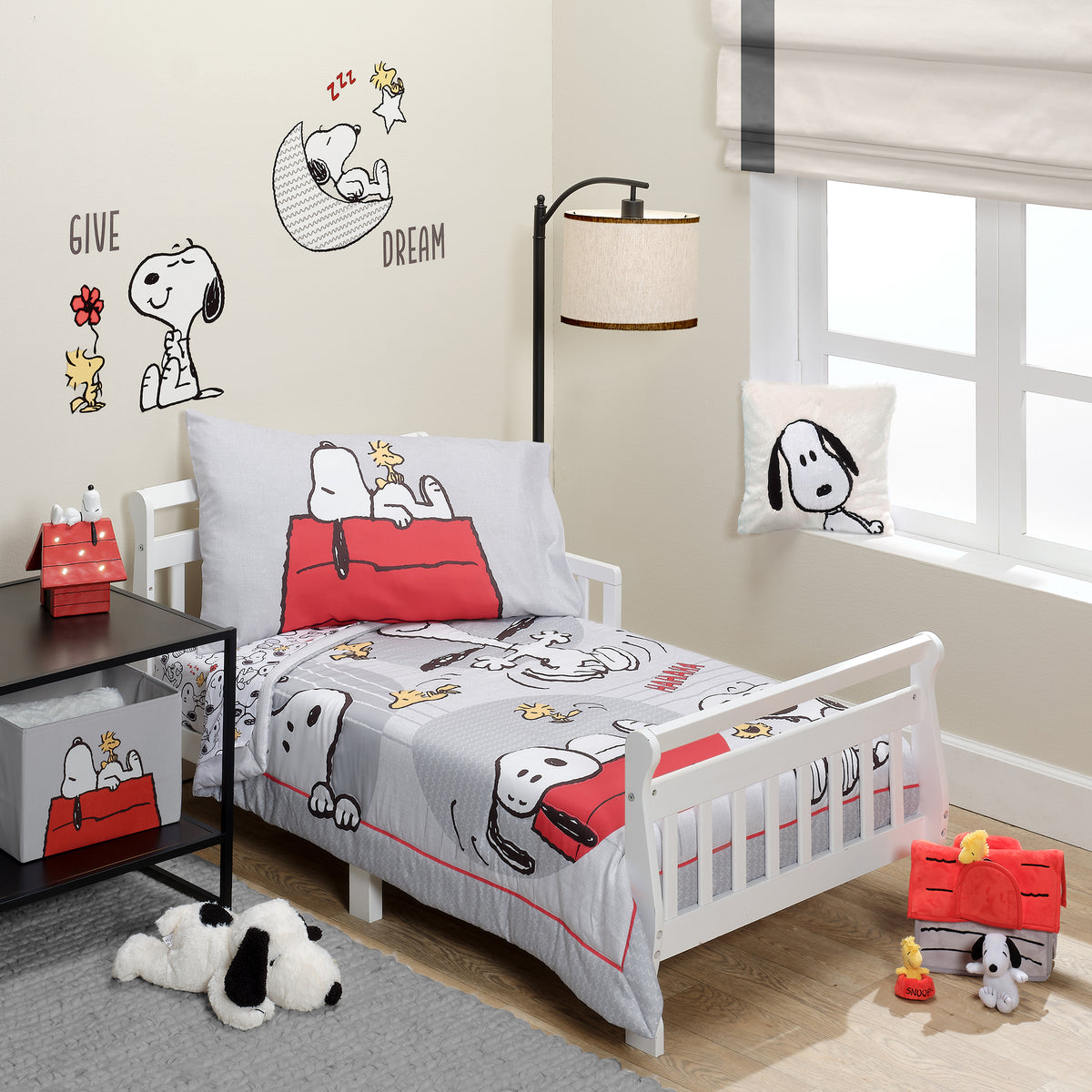 Snoopy Love 4-Piece Toddler Bedding Set by Bedtime Originals