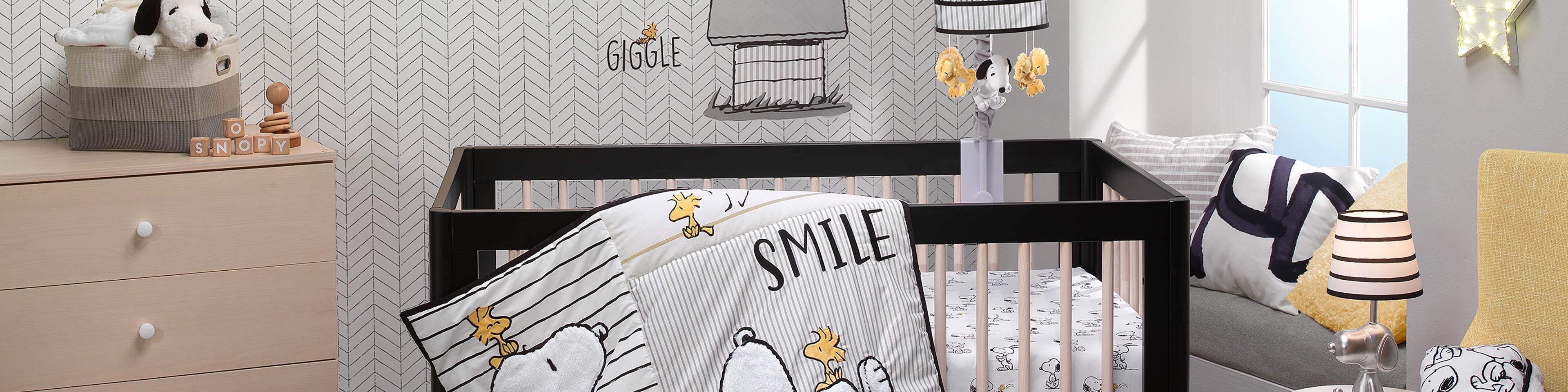 ヴィンテージ☆ベビーナーサリージャーセット Classic Snoopy Nursery Decor | Order Snoopy Bedding & Snoopy Baby