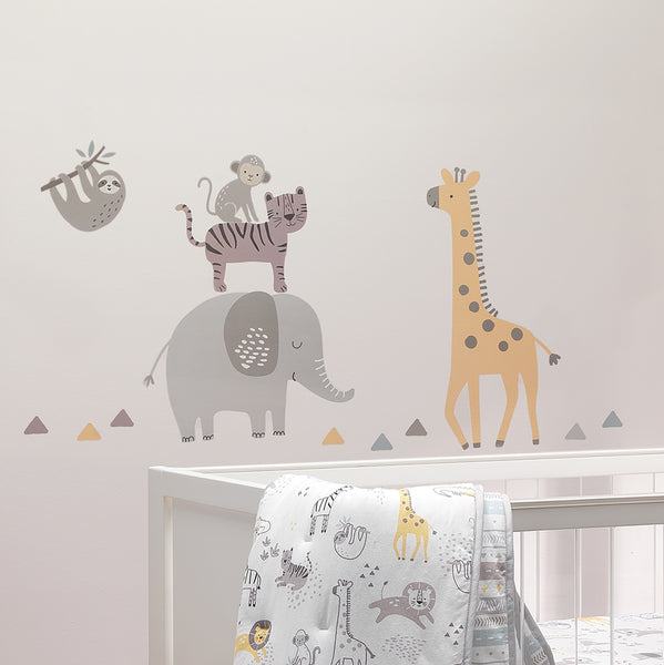 Animal Jungle 4-Piece Crib Bedding Set by Lambs & Ivy