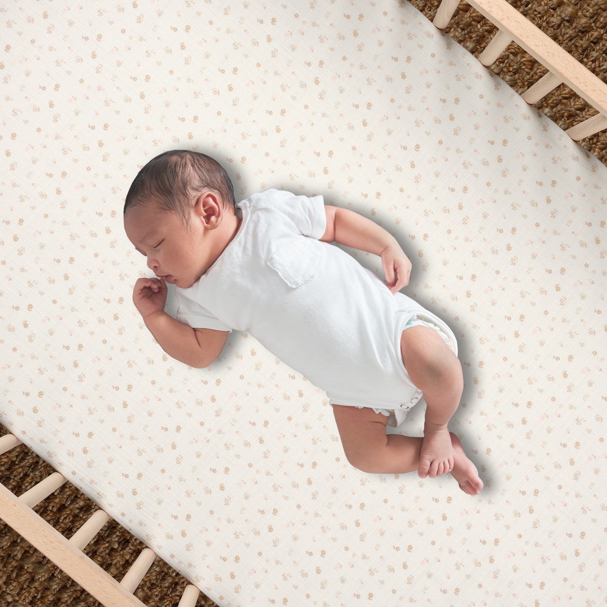 Signature Organic Cotton Floral Fitted Crib Sheet by Lambs & Ivy