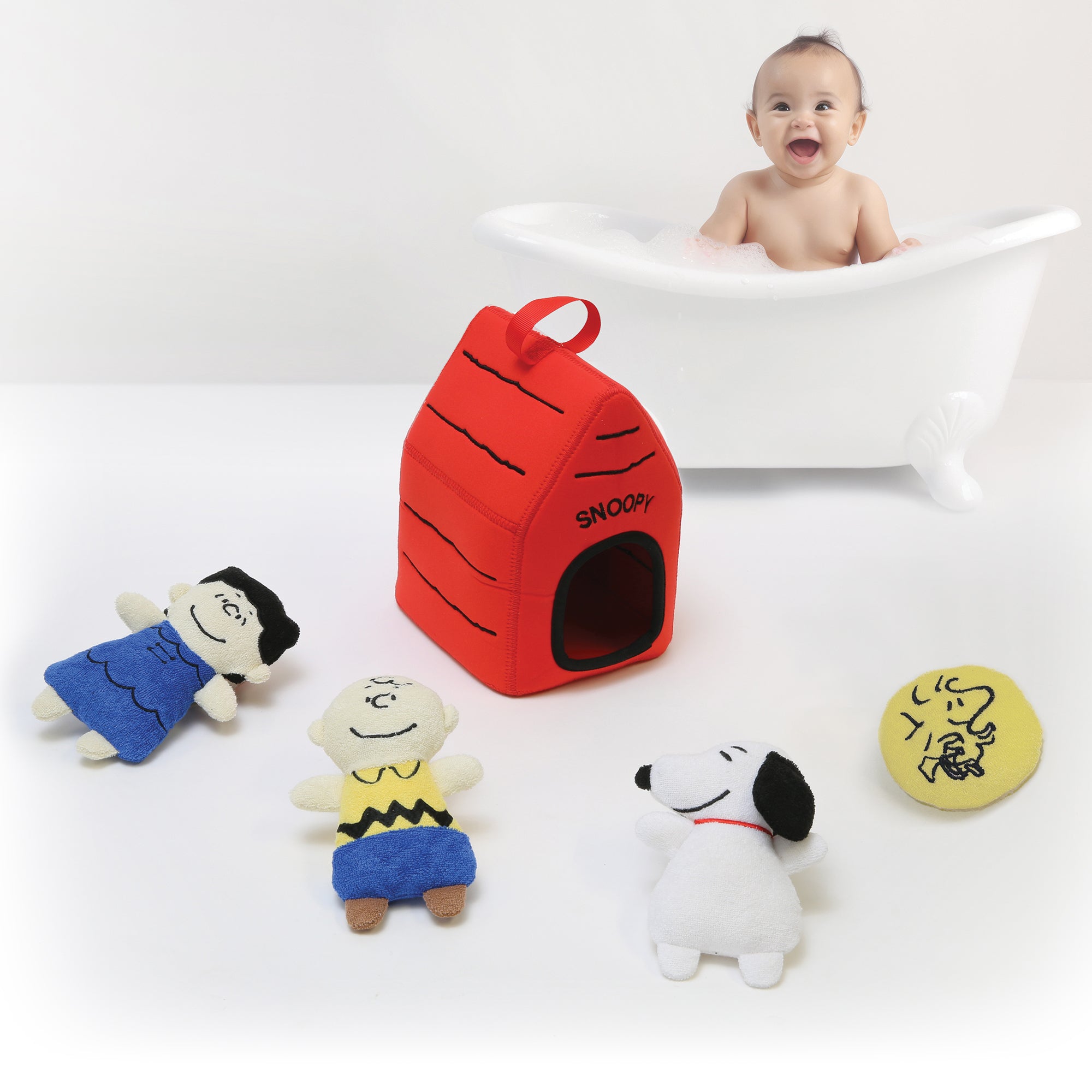 Snoopy & Friends Bath Toy Set by Bedtime Originals